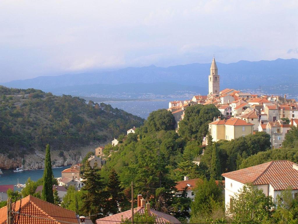 Apartments Marija Vrbnik Zewnętrze zdjęcie