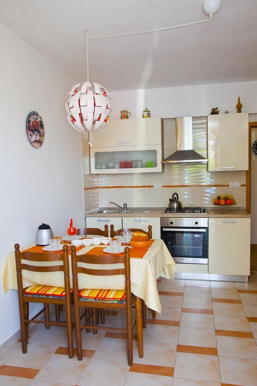 Apartments Marija Vrbnik Zewnętrze zdjęcie
