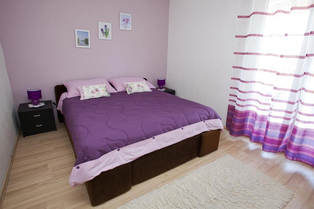 Apartments Marija Vrbnik Zewnętrze zdjęcie
